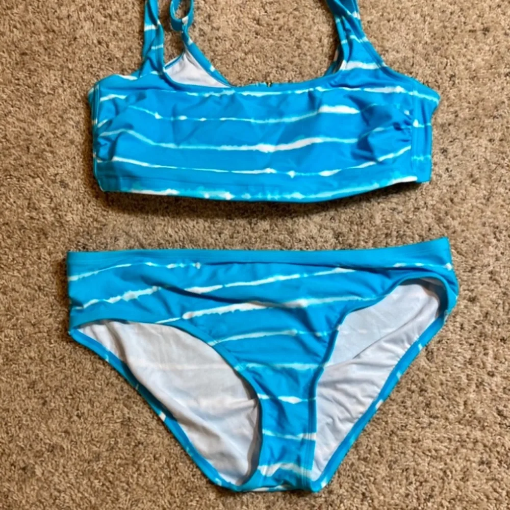 Women’s 20/22 swim set teal tie dye design